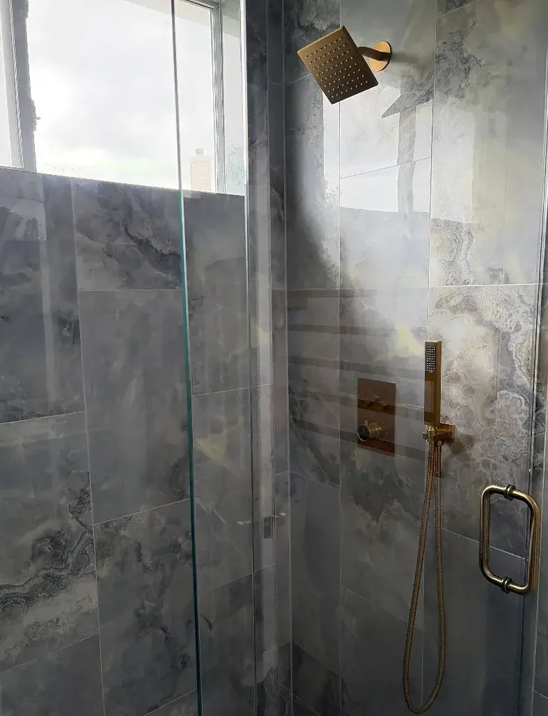 Luxury Primary Baths in Austin, TX: 8 Details That Separate Standard From High-End