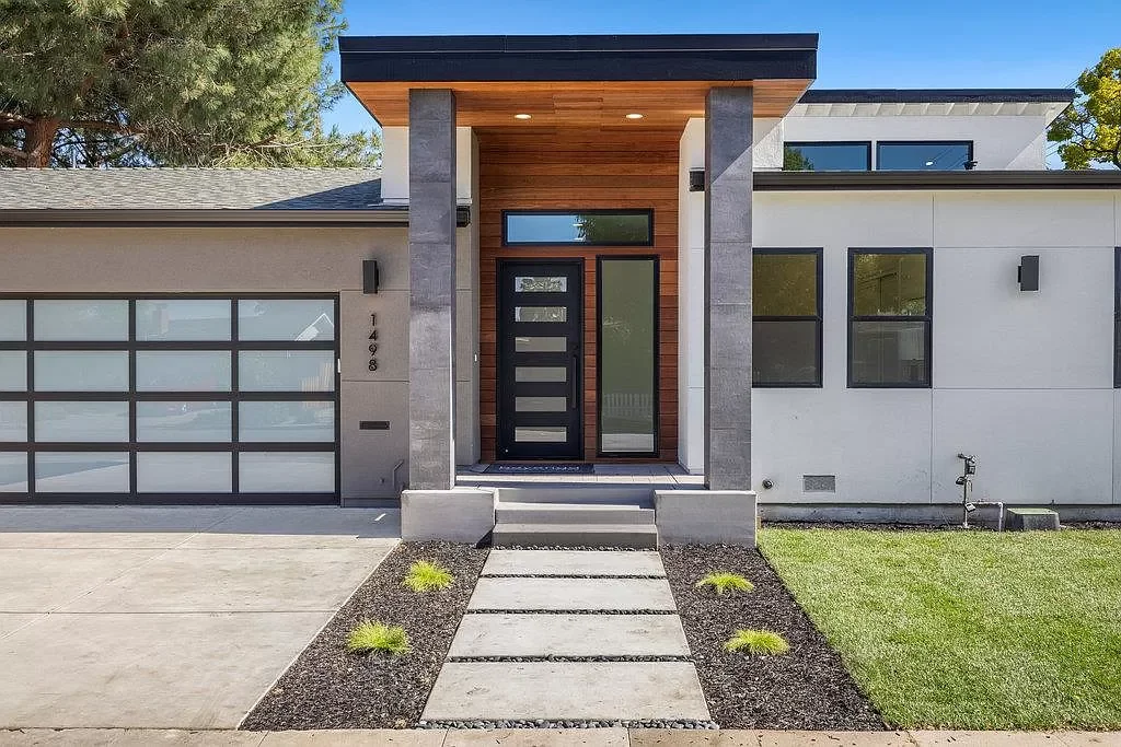 Design-Build vs. Hiring Separately: Which Home Remodeling Approach Saves You More?