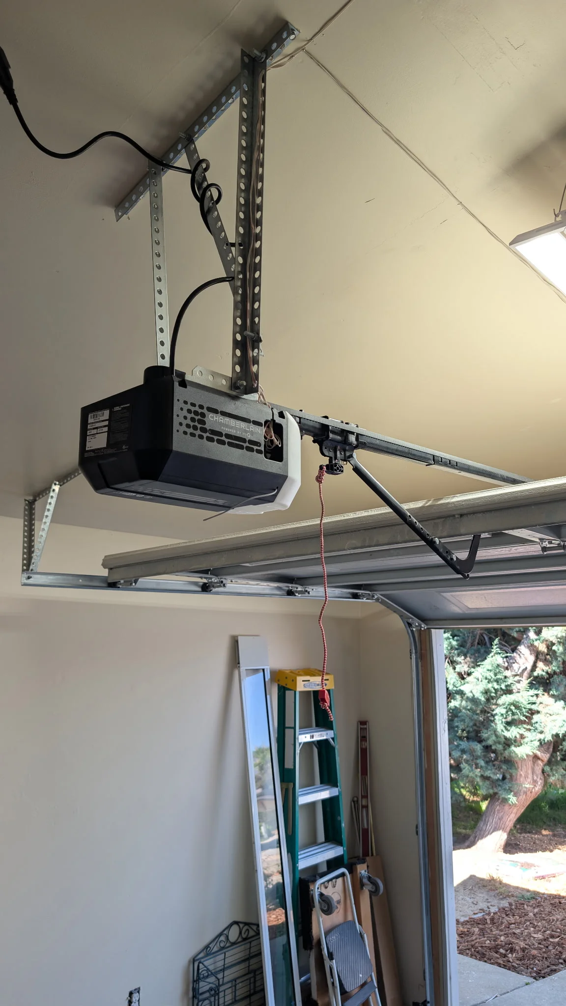 The Differences Between Your Garage Door and Opener